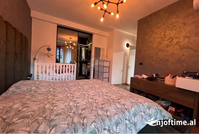 Shtepi ne shitje 2+1 ne Tirane - 240,000 Euro