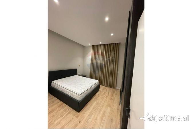 Shtepi me qera 1+1 ne Tirane - 800 Euro