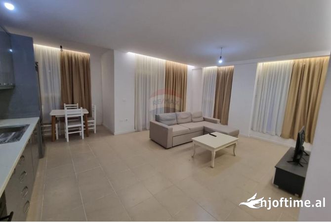 Shtepi me qera 2+1 ne Tirane - 650 Euro