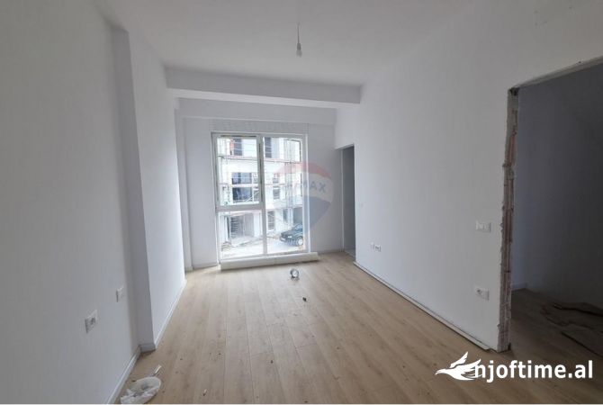 Shtepi ne shitje 3+1 ne Tirane - 370,000 Euro