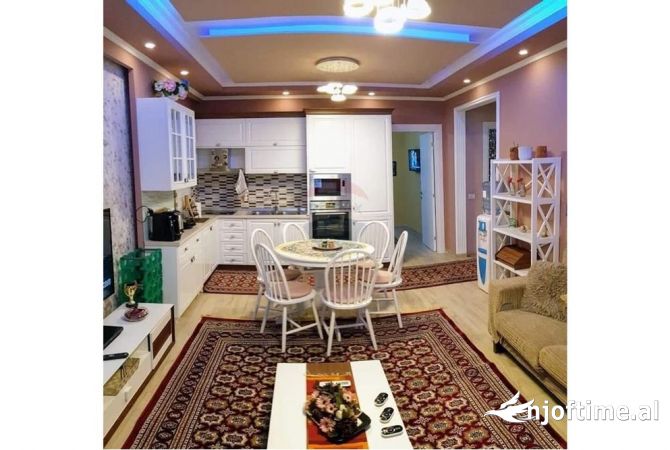 Shtepi ne shitje 2+1 ne Tirane - 198,000 Euro