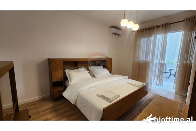 Shtepi me qera 2+1 ne Tirane - 700 Euro