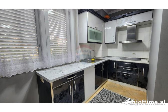 Shtepi me qera 2+1 ne Tirane - 650 Euro