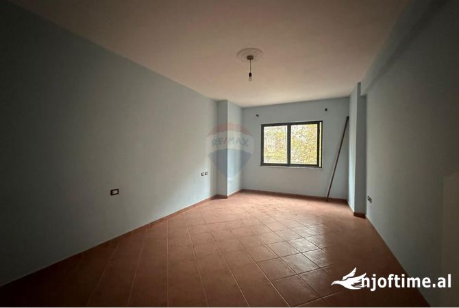 Shtepi ne shitje 2+1 ne Tirane - 136,000 Euro