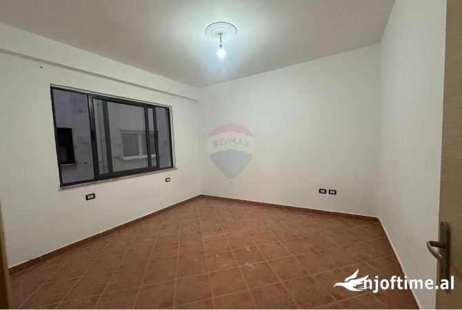 Shtepi ne shitje 2+1 ne Tirane - 136,000 Euro