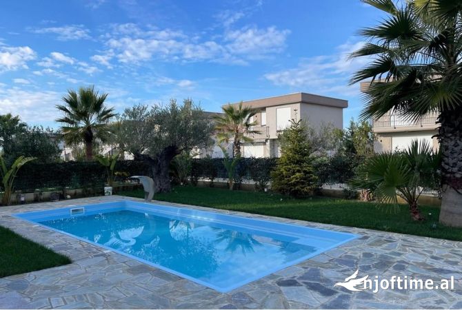 Shtepi ne shitje 3+1 ne Durres - 450,000 Euro