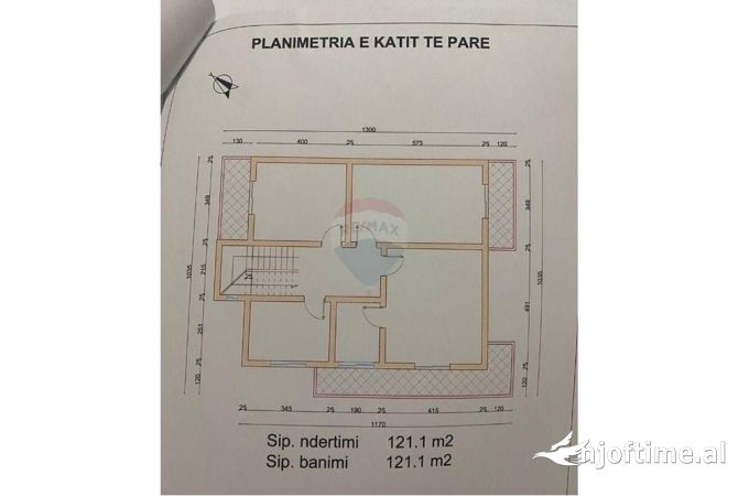 Shtepi me qera 5+1 ne Tirane - 1,700 Euro