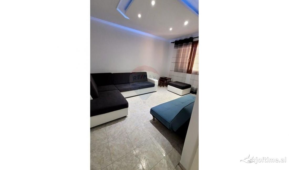 Shtepi me qera Apartament ne Tirane, 1+1, Mobilimi E mobiluar, Pagesa 500  Euro.