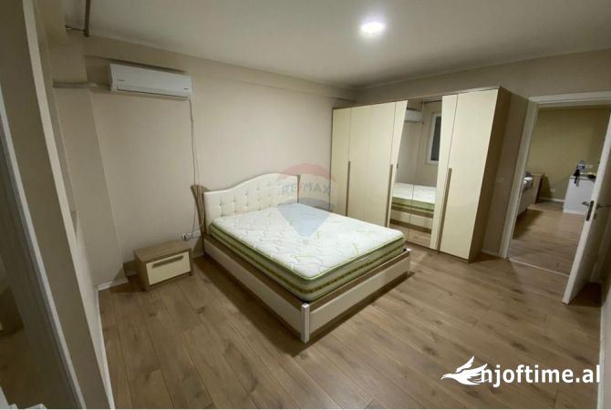 Shtepi me qera 2+1 ne Tirane - 900 Euro