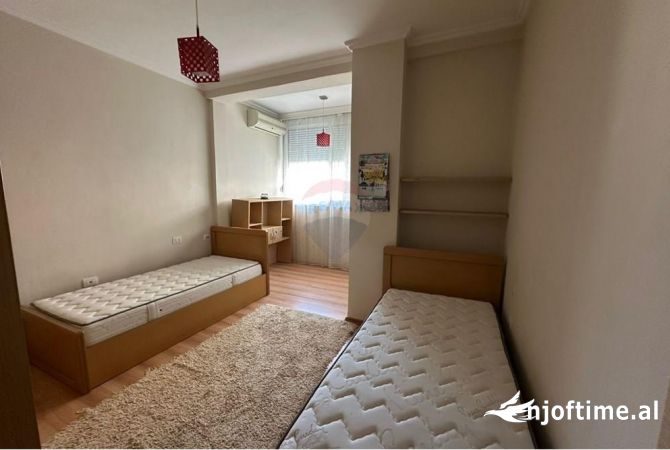 Shtepi me qera Apartament ne Tirane, 2+1, Mobilimi E mobiluar, Pagesa 600  Euro.
