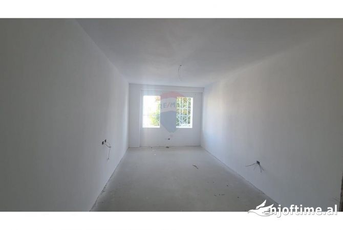 Shtepi ne shitje 2+1 ne Tirane - 142,000 Euro