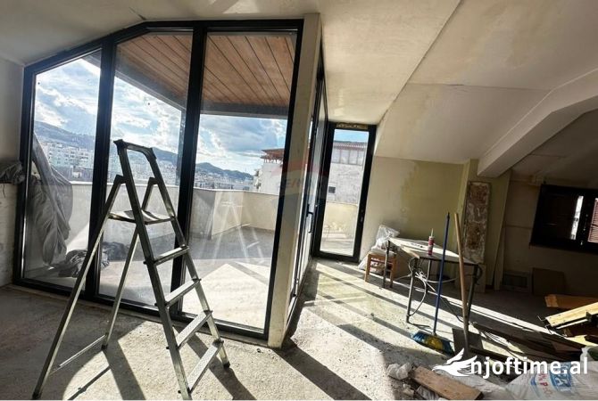 Shtepi ne shitje 2+1 ne Tirane - 370,000 Euro