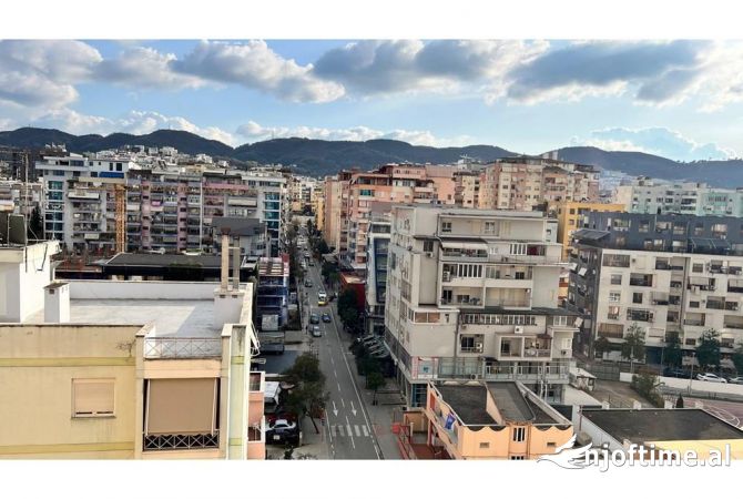 Shtepi ne shitje 2+1 ne Tirane - 370,000 Euro