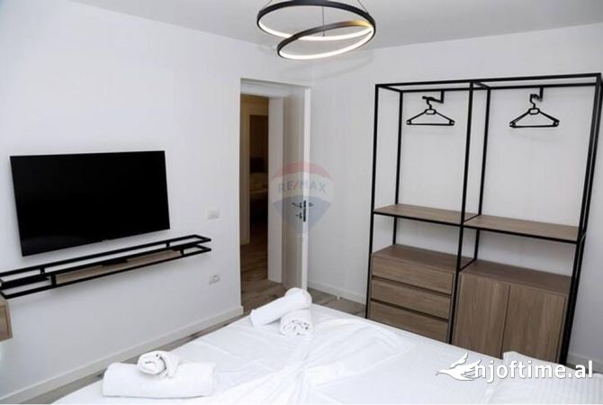 Shtepi me qera 2+1 ne Tirane - 650 Euro
