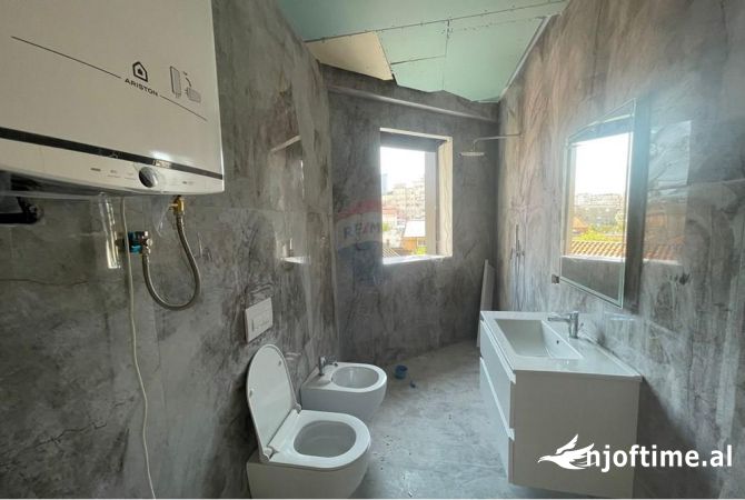 Shtepi ne shitje 2+1 ne Tirane - 288,000 Euro