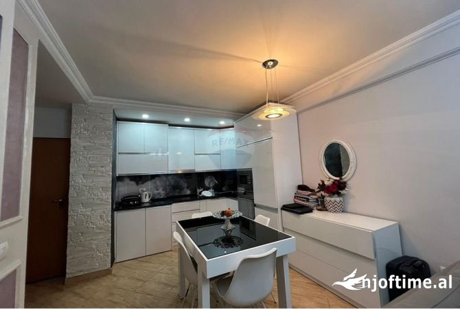 Shtepi ne shitje 1+1 ne Tirane - 135,000 Euro