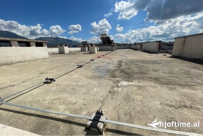 Shtepi ne shitje 2+1 ne Tirane - 270,000 Euro