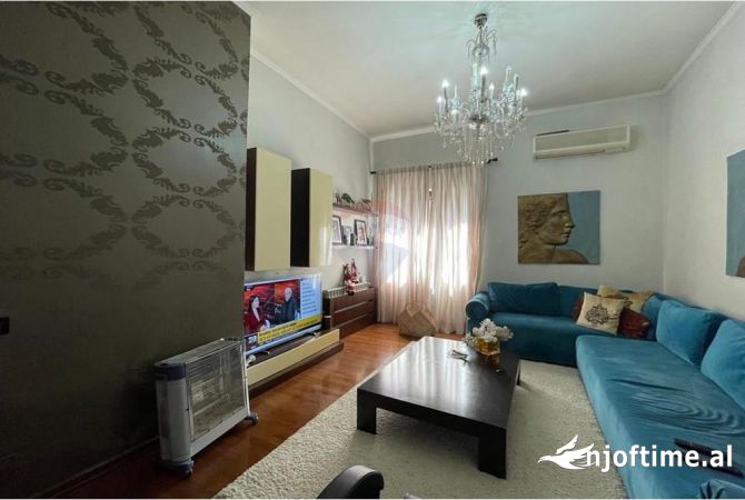 Shtepi ne shitje 2+1 ne Tirane - 350,000 Euro