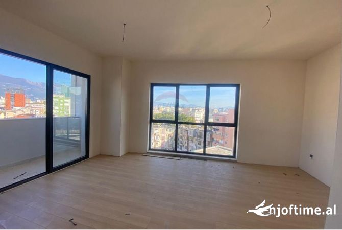 Shtepi ne shitje 2+1 ne Tirane - 260,000 Euro