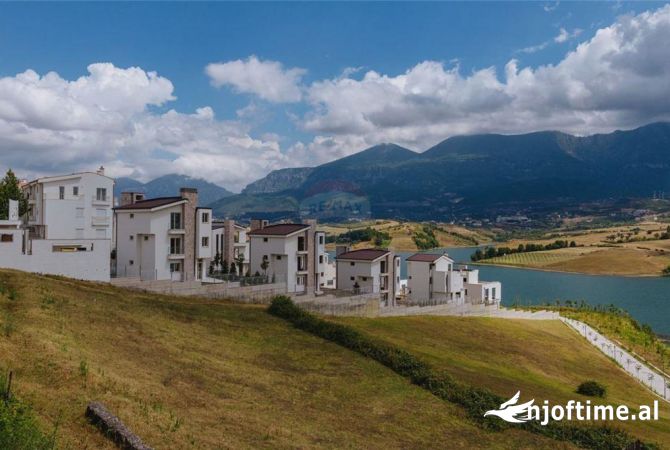 Shtepi ne shitje 4+1 ne Tirane - 890,000 Euro