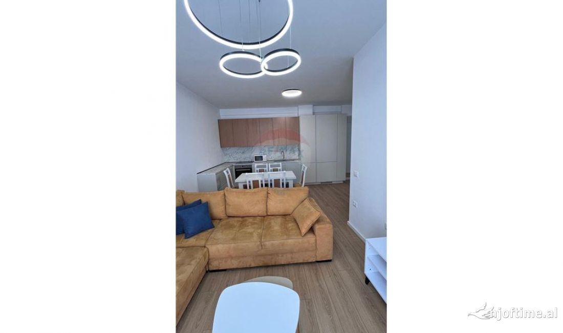 Shtepi me qera Apartament ne Tirane, 3+1, Mobilimi E mobiluar, Pagesa 85,000  Leke.