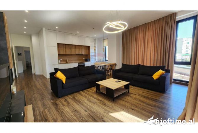 Shtepi me qera 2+1 ne Tirane - 130,000 Leke