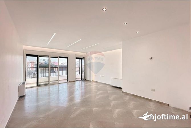 Shtepi ne shitje 3+1 ne Tirane - 500,000 Euro