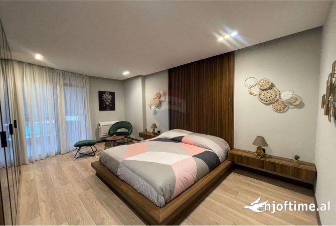 Shtepi me qera Apartament ne Tirane, 1+1, Mobilimi E mobiluar, Pagesa 1,000  Euro.