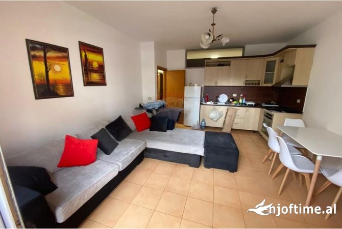 Shtepi me qera 1+1 ne Tirane - 400 Euro