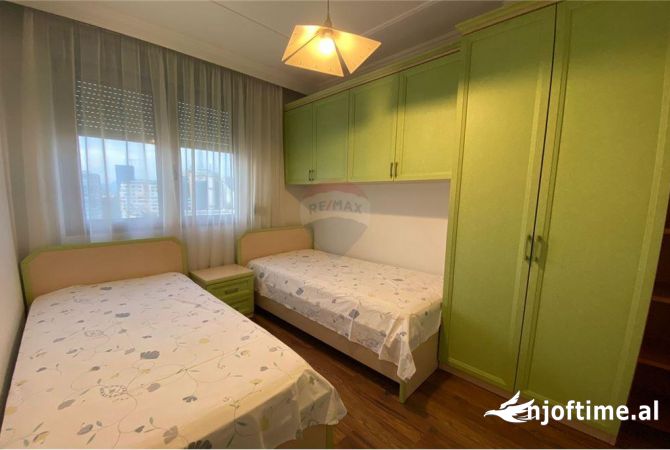 Shtepi me qera Apartament ne Tirane, 2+1, Mobilimi E mobiluar, Pagesa 1,300  Euro.