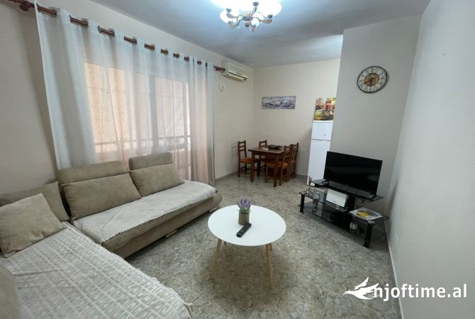 Shtepi me qera 1+1 ne Tirane - 500 Euro