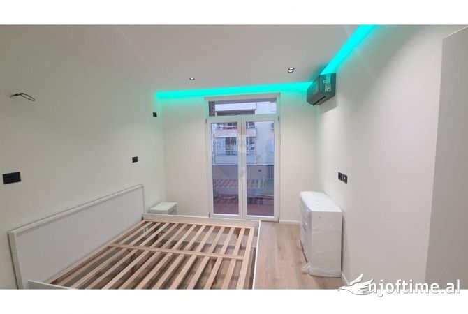 Shtepi me qera Apartament ne Tirane, 1+1, Mobilimi E mobiluar, Pagesa 500  Euro.