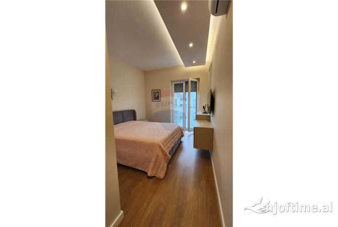 Shtepi ne shitje 3+1 ne Tirane - 320,000 Euro