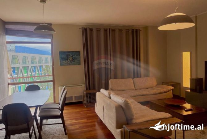 Shtepi me qera 3+1 ne Tirane - 1,400 Euro