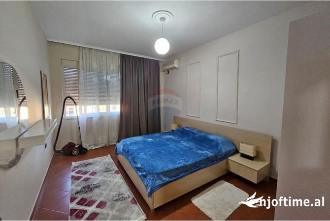 Shtepi me qera Apartament ne Tirane, 2+1, Mobilimi E mobiluar, Pagesa 750  Euro.