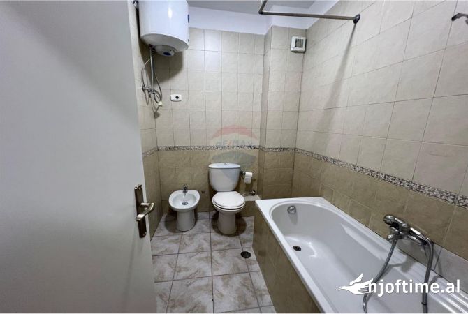 Shtepi me qera Apartament ne Tirane, 1+1, Mobilimi E mobiluar, Pagesa 70,000  Leke.