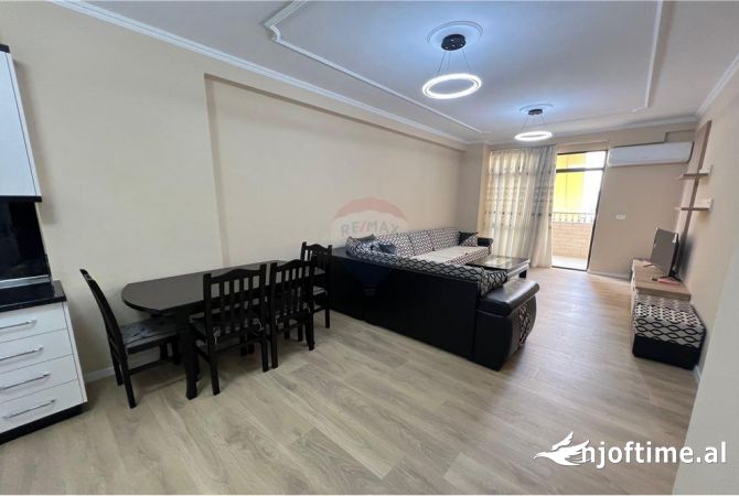 Shtepi me qera 1+1 ne Tirane - 70,000 Leke