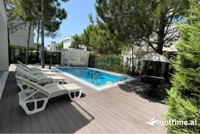 Shtepi ne shitje 3+1 ne Durres - 800,000 Euro