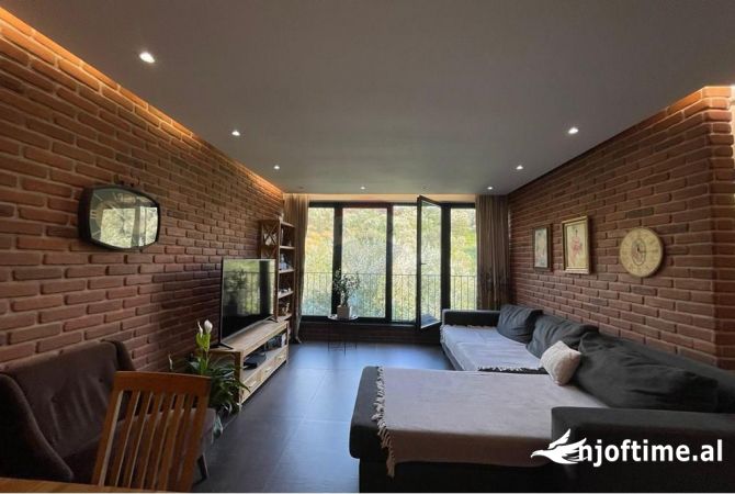 Shtepi ne shitje 3+1 ne Tirane - 268,000 Euro