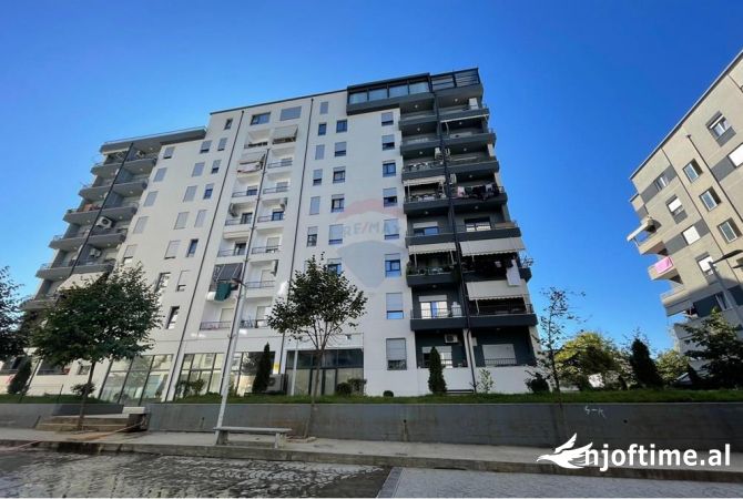 Shtepi ne shitje 4+1 ne Tirane - 450,000 Euro