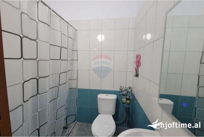 Shtepi me qera Apartament ne Tirane, 1+1, Mobilimi E mobiluar, Pagesa 700  Euro.