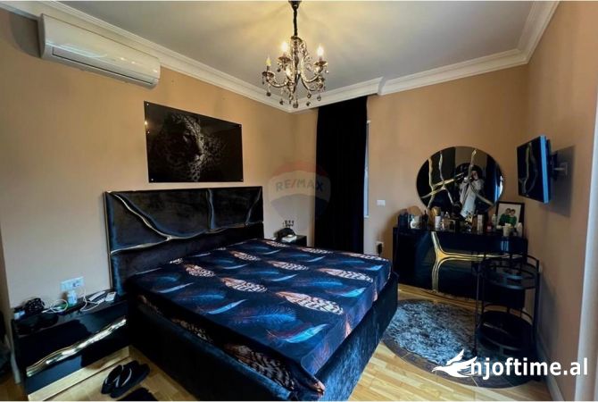 Shtepi ne shitje 2+1 ne Tirane - 270,000 Euro