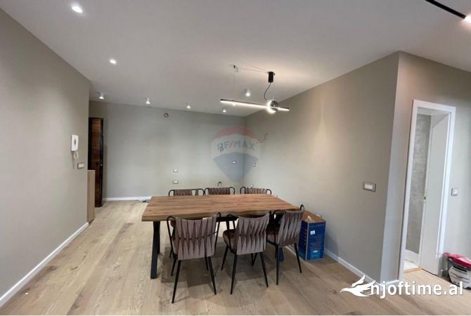 Shtepi ne shitje 2+1 ne Tirane - 160,000 Euro