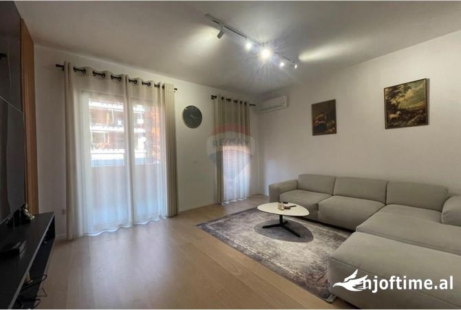 Shtepi ne shitje 2+1 ne Tirane - 390,000 Euro
