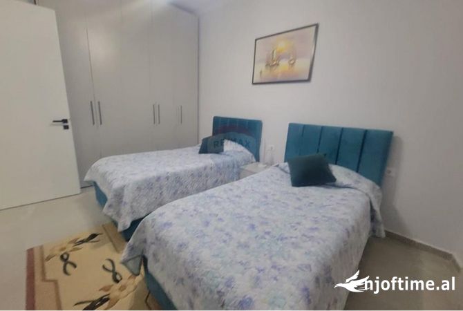 Shtepi me qera 2+1 ne Tirane - 1,500 Euro