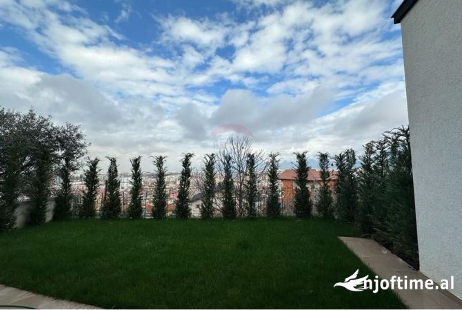 Shtepi ne shitje Apartament ne Tirane, 2+1, Mobilimi E mobiluar, Pagesa 270,000  Euro.