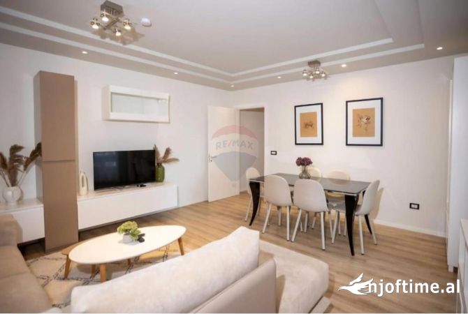Shtepi me qera 2+1 ne Tirane - 1,500 Euro