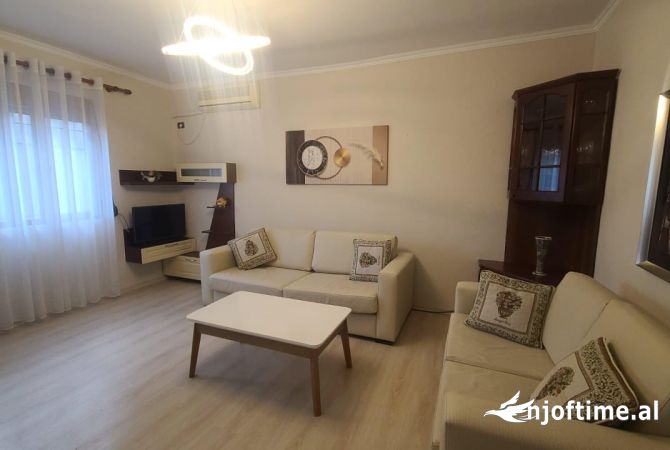 Shtepi ne shitje 1+1 ne Tirane - 110,000 Euro