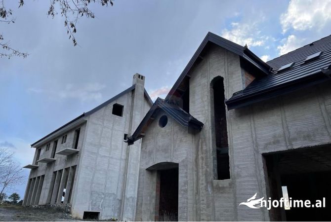 Ambient biznesi ne shitje 5+1 ne Elbasan - 1,300,000 Euro