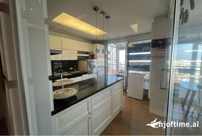 Shtepi ne shitje 2+1 ne Tirane - 230,000 Euro